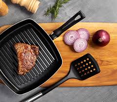 Brinox 24 cm Non-stick Square Frying Pan - dual function - easy to cook and clean - Made in Brazil.